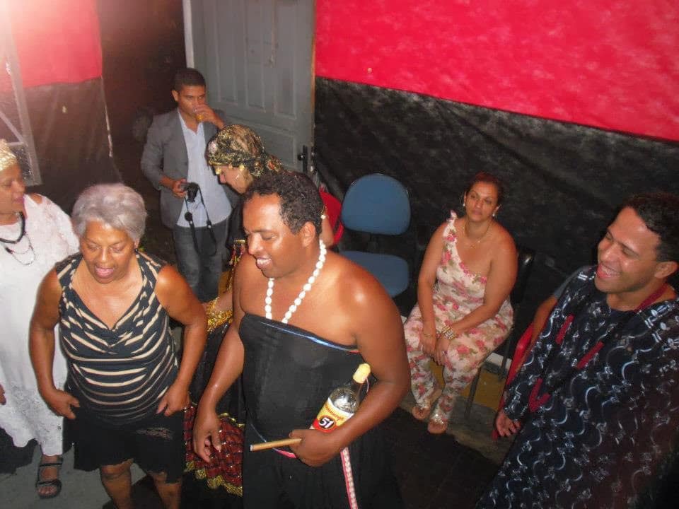 Roda de axé com a comunidade — anos 2000